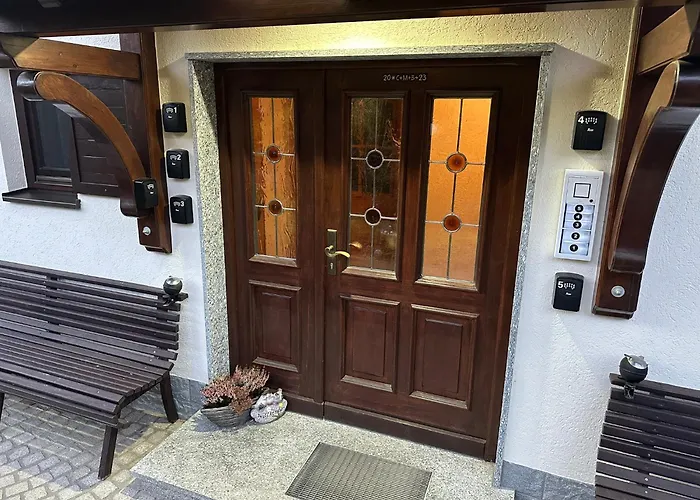Haus Monica Апартаменты *