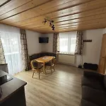 Appartement Haus Monica *
